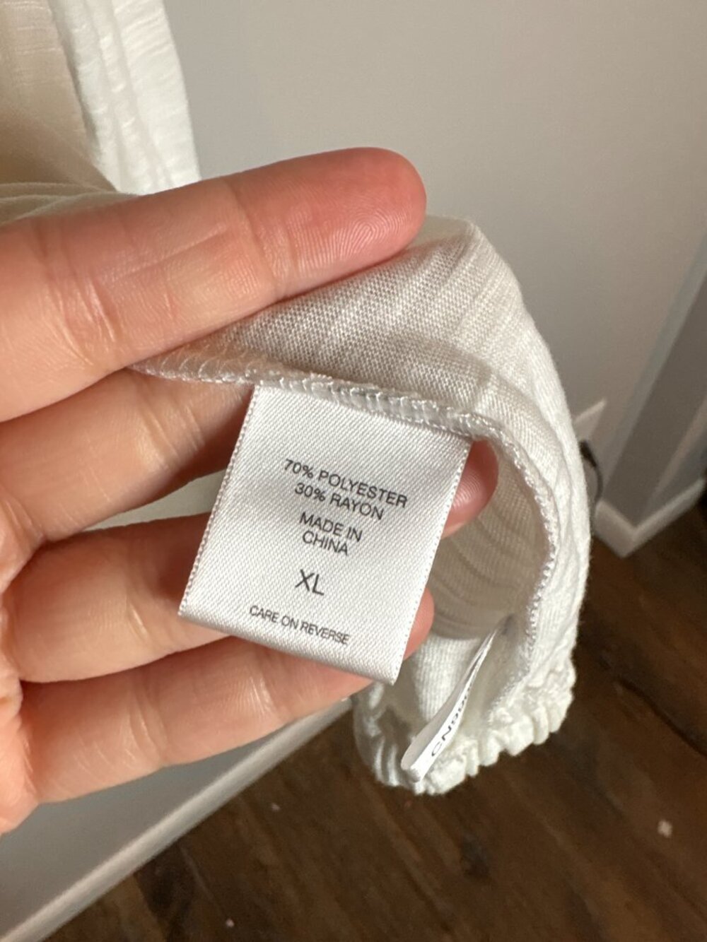NWT New York & Company white blouse - Picture 4 of 5